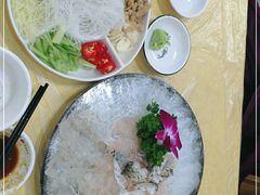 -官塘陈记鱼生·潮汕砂锅粥·牛肉火锅(潮枫路总店)