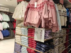 -优衣库(北京万柳华联购物中心店)