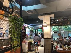 大堂-农夫大盘鸡(经八路总店)