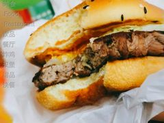 金尊肉酱安格斯厚牛堡套餐-麦当劳(红荔西店)