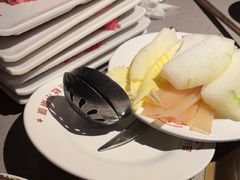 -芝小官毛肚火锅海鲜自助(苏州吴江区万宝店)