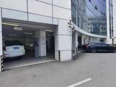 -杭州中沃沃尔沃4S店(滨江区店)