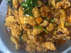 -丹水桥地锅鱼·翘嘴鲌·地方特色全鱼宴(丹江口大坝店)