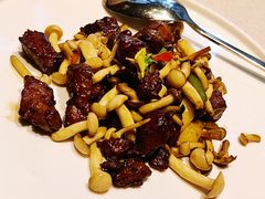 菌菇爆炒牛肉粒-漢舍中国菜馆(889广场店)