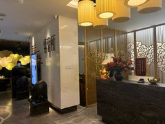 -新盈光·云会所(百丈东路店)