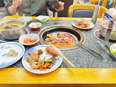 -锤头鲨毛肚海鲜烤肉自助餐厅(国购广场店)