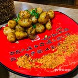 冰粉我喜欢，有颜值也好吃，肉烤的干