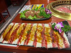 -喜牛烧肉酒场·黑金店(威高广场店)