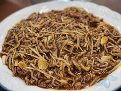 -鸿一顺多层肉饼传统菜(新华小区店)