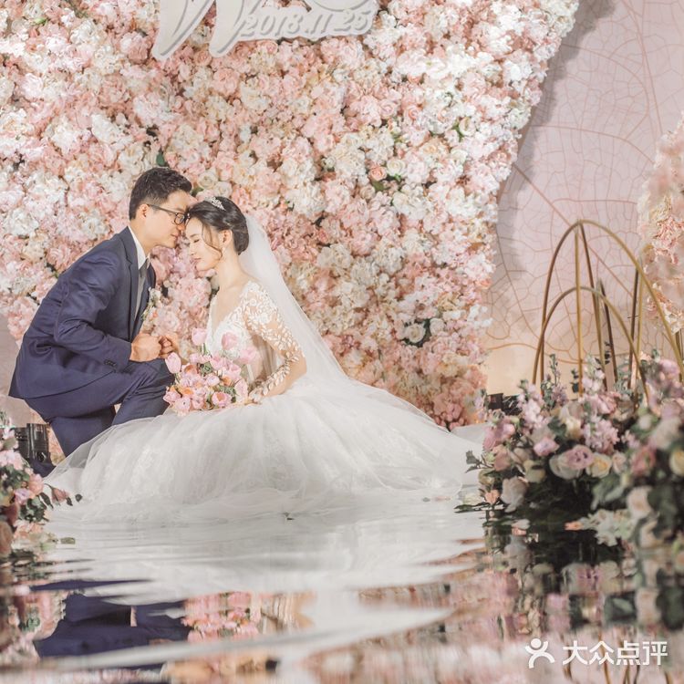女孩子，应该用鲜花和爱来对待💐｜天津婚礼