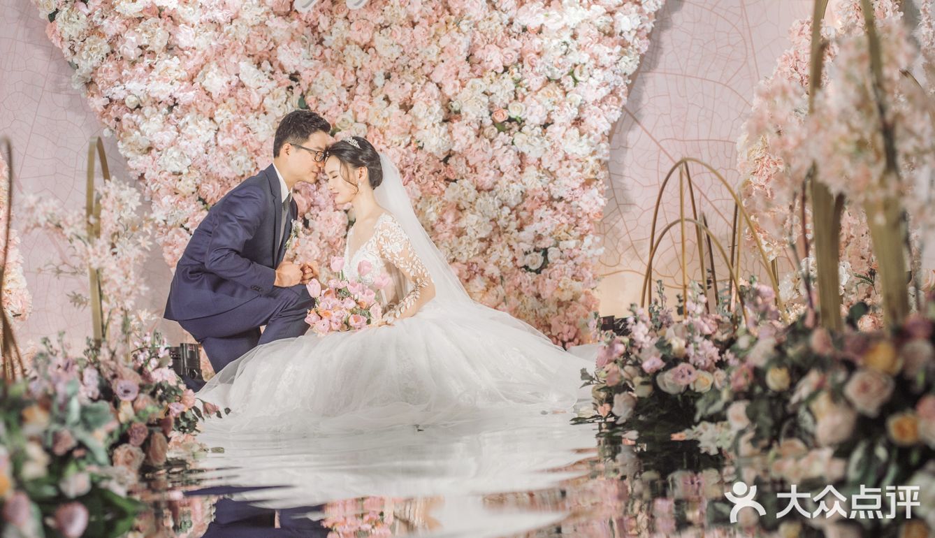 女孩子，应该用鲜花和爱来对待💐｜天津婚礼