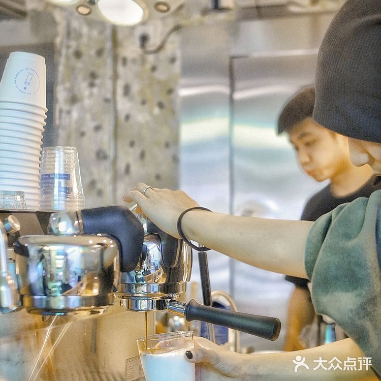 一人食|成都新店|好久没有喝过这么夹生的咖啡豆了,醉了。