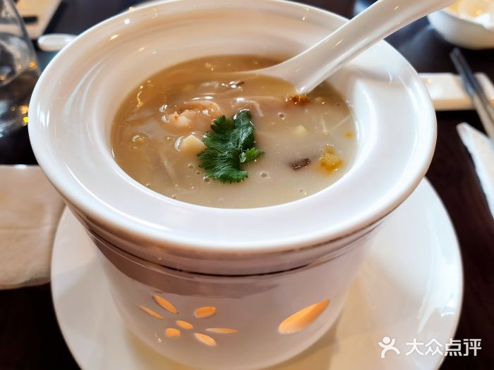 名佳荟鱼茸海鲜羹图片