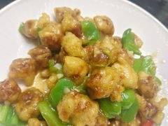 -老码头黑皮肘子锅包肉熏酱水饺(文政街店)