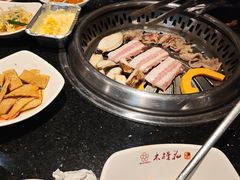 -木槿花韩式炭烤·熟成肉工坊(孙文东路店)