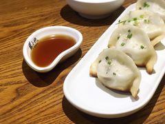 苏小柳鲜肉锅贴-苏小柳手工点心(人民广场分院)