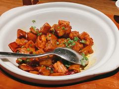 马仕金牌肥肠煲-马仕玖煲·融合菜·酥不腻烤鸭(人大店)