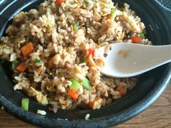 老昆明石锅三剁饭-滇越乘象云南餐厅(次渠店)