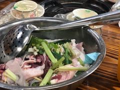 -周良天山牛杂城(天山路总店)