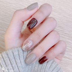 -Pink You美甲洗眉纹绣定制中心