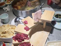 -宴全牛粤来越牛潮汕鲜牛肉火锅(海州万达广场店)