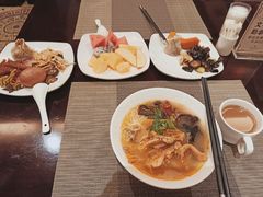 -荣誉国际酒店-海鲜自助餐厅(迎宾大道店)