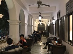 大堂-星巴克臻选(广州沙面店)