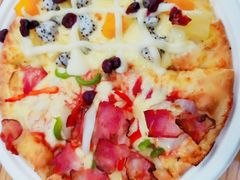 缤纷水果王+美式培根双拼比萨-City1+1城市比萨(国商卫星广场店)