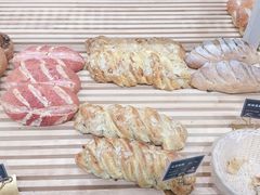 -焙丽拾光(麦凯乐直营店)