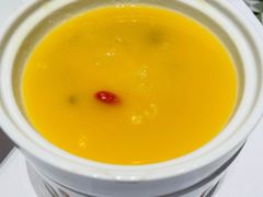 鲍汁鱼唇汤-俏江南·花园戏曲餐厅(881店)
