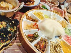 -怪噜范·老贵阳街头名小吃(鸿通城店)