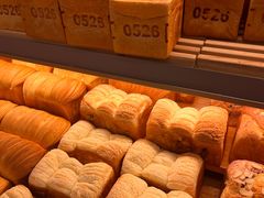 -红星前进面包牛奶公司(君太店)