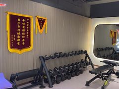 -英派斯健身旗舰店(海信国际中心馆)