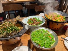 -聚鑫朋酸菜肥肠(九龙仓店)