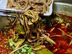 -乐山第一家临江鳝丝(茶坊路店)