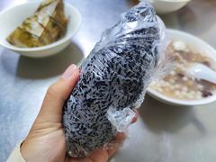 乌饭包老油条-芳婆糕团店(王府大街店)