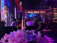 -喜鹊音乐酒馆(西街店)