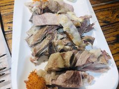 手抓羊肉-有奴思烤肉·清真(正宁路店)