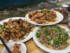 -超越海鲜屋(飞龙物业店)