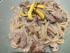 黑松露菌菇鸡肉意面-一沙一城·岩烤牛扒(深圳首店)