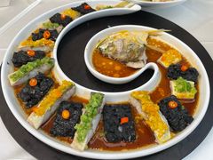 双味蒸野化大黄鱼-品海楼·大连海胆锅贴馆(东港店)