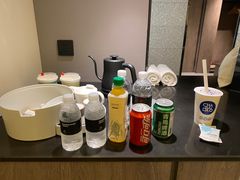 -上海虹桥中心爱琴海亚朵S酒店