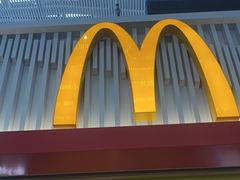 -麦当劳(深圳北站B2检票口楼上)
