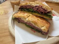 -OUR Bakery(中海环宇荟店)