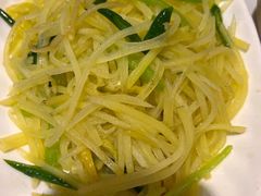尖椒土豆丝-渝信川菜(工体店)
