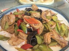 辣炒肠肚-鸿运美食府