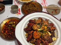-肥肥虾庄·金牌油焖大虾(汉口城市广场店)