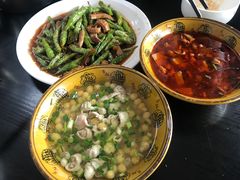 -曾氏肥肠馆(凯瑞雅居店)