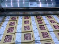 -盒马X会员店(王府井奥莱UP TOWN店)