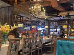 -领鲜活海鲜榴莲自助火锅(东门店)